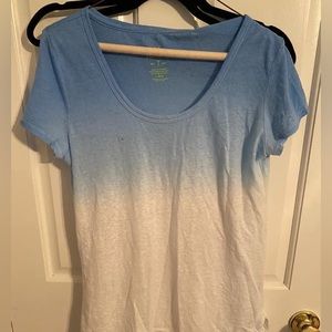 American Eagle tshirt